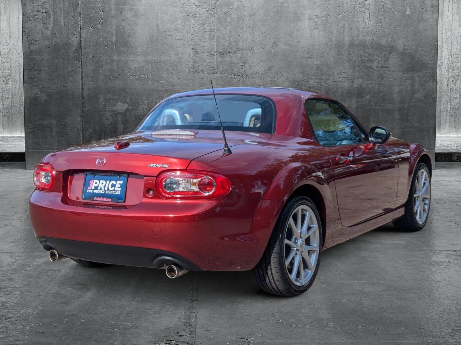 2011 Mazda MX-5 Miata Vehicle Photo in Tampa, FL 33614