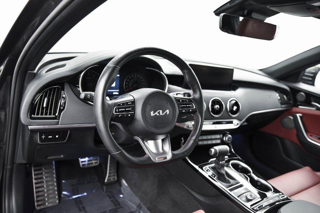 2022 Kia Stinger Vehicle Photo in AKRON, OH 44303-2185