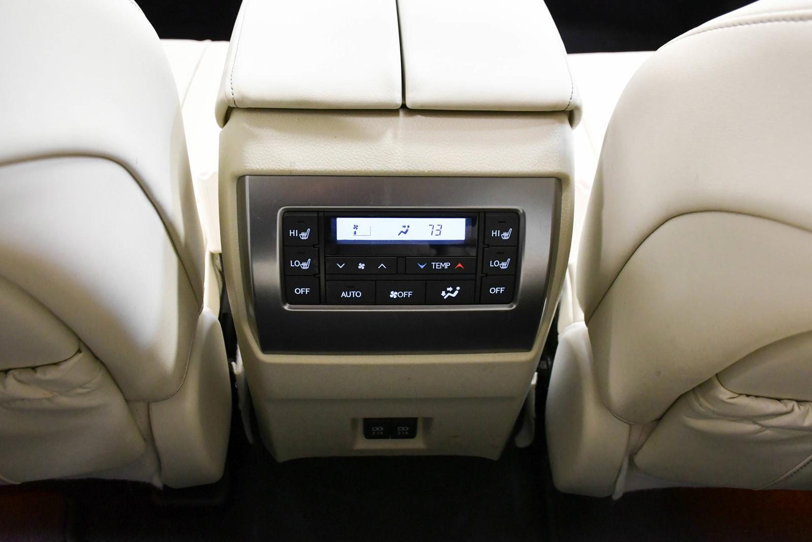 2023 Lexus GX 460 Vehicle Photo in DALLAS, TX 75235