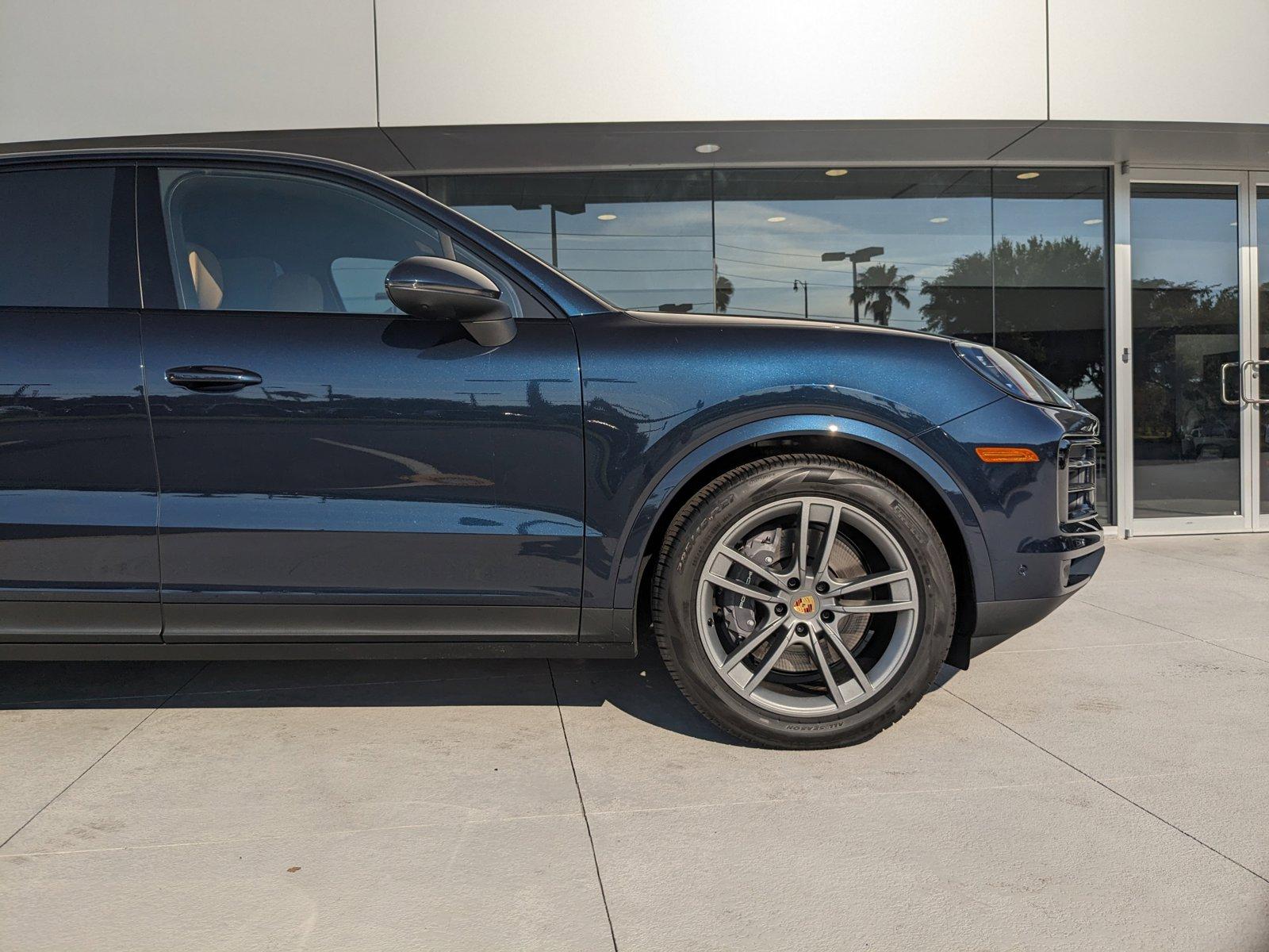 2024 Porsche Cayenne Vehicle Photo in Maitland, FL 32751