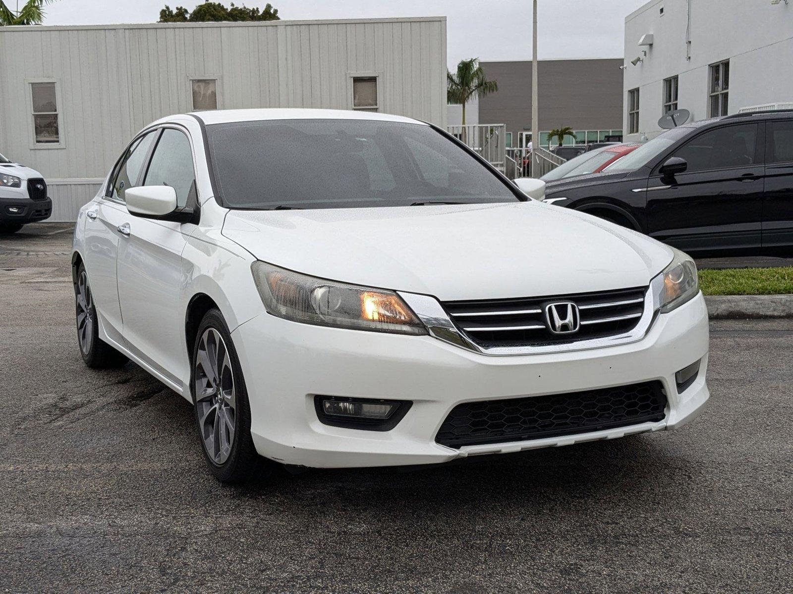 2014 Honda Accord Sedan Vehicle Photo in Miami, FL 33015