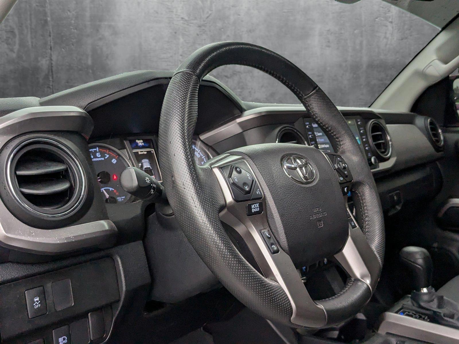 2022 Toyota Tacoma 2WD Vehicle Photo in St. Petersburg, FL 33713