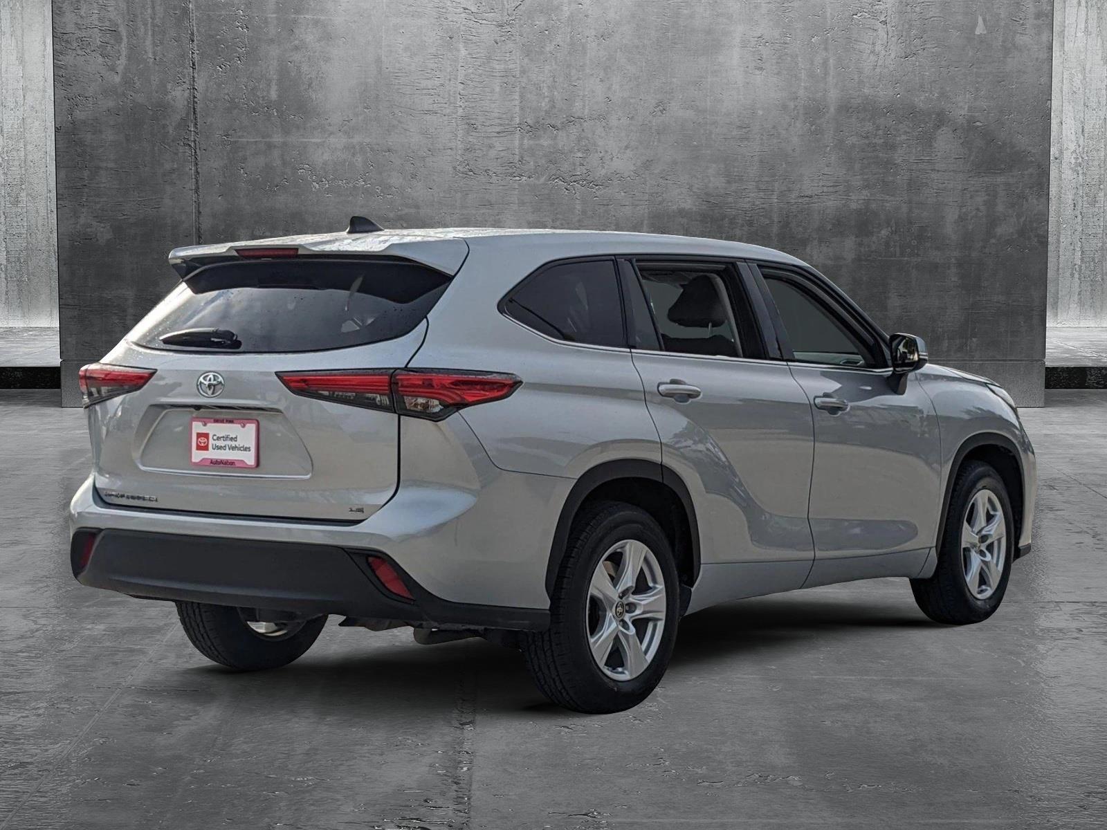 2022 Toyota Highlander Vehicle Photo in Davie, FL 33331