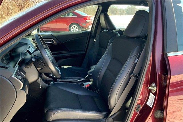 2016 Honda Accord Sedan Vehicle Photo in KANSAS CITY, MO 64114-4545