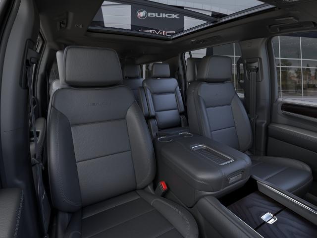 2024 GMC Yukon XL Vehicle Photo in MEMPHIS, TN 38115-1503