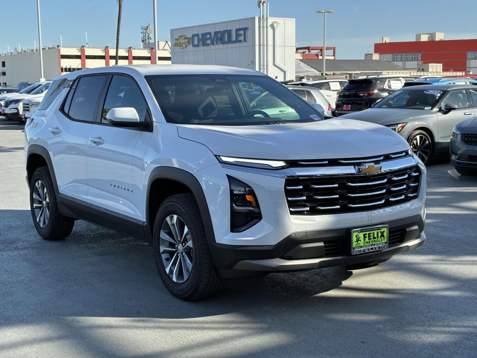 2025 Chevrolet Equinox Vehicle Photo in LOS ANGELES, CA 90007-3794