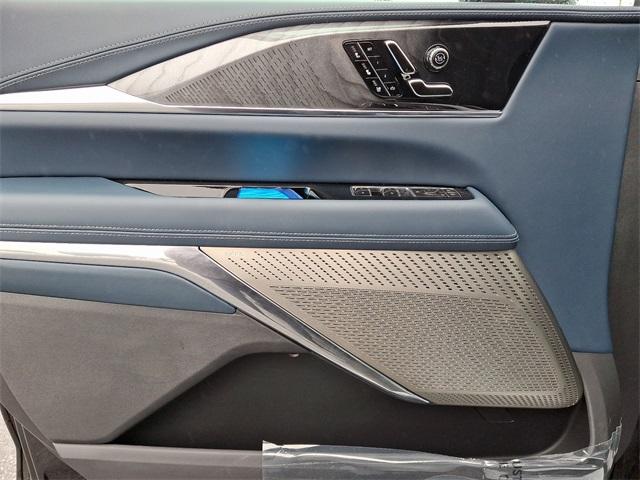 2025 Cadillac ESCALADE IQ Vehicle Photo in ALLENTOWN, PA 18103-7399