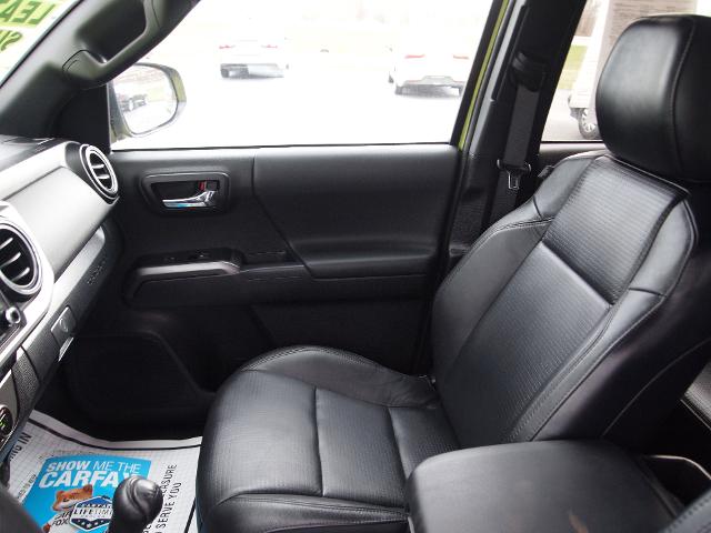 2023 Toyota Tacoma 4WD Vehicle Photo in MADISON, IN 47250-1611