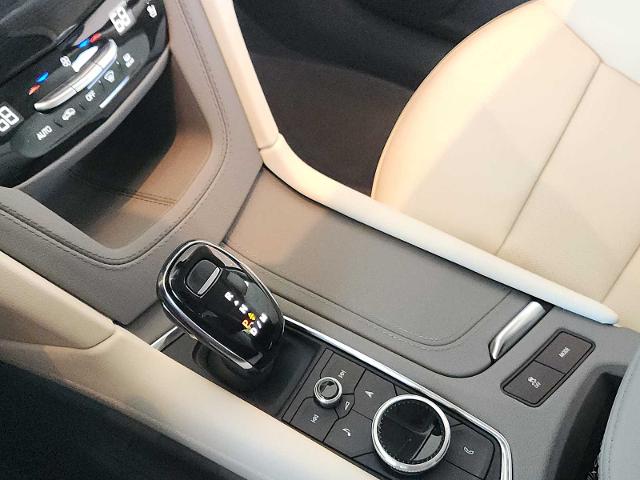 2025 Cadillac XT6 Vehicle Photo in HOUSTON, TX 77079