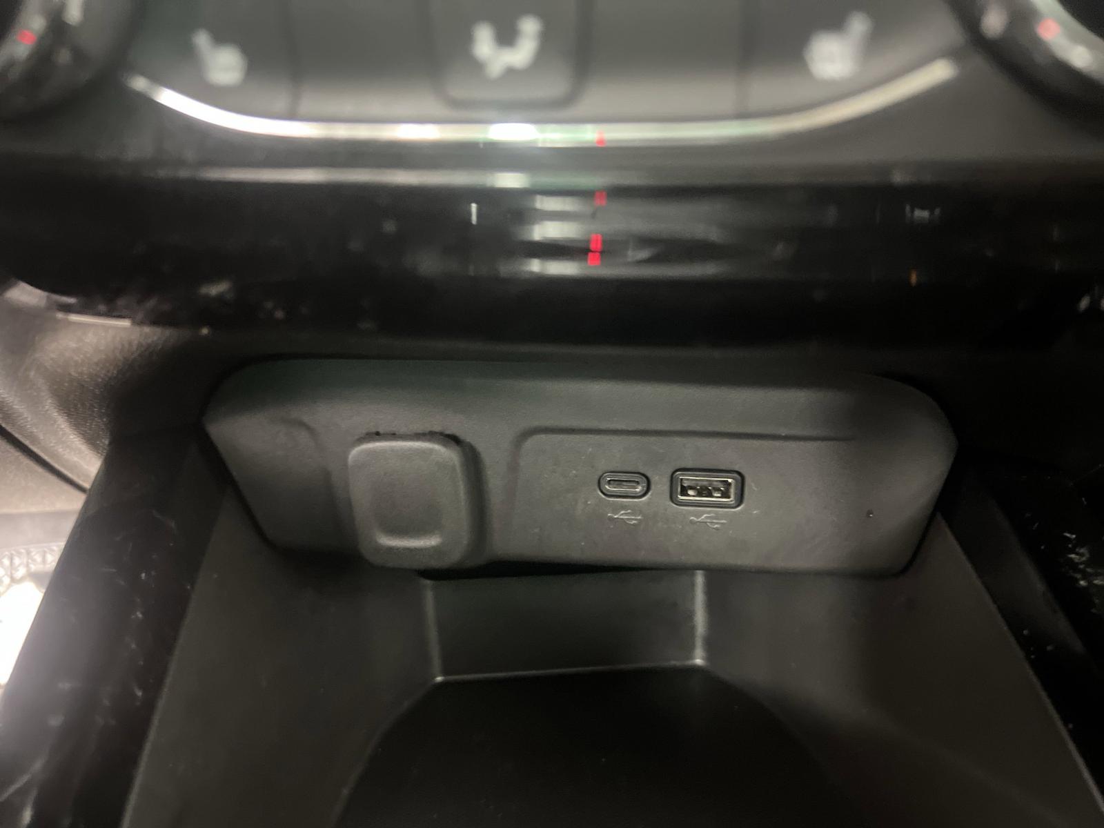 2025 Chevrolet Trax Vehicle Photo in GEORGETOWN, TX 78626-7508