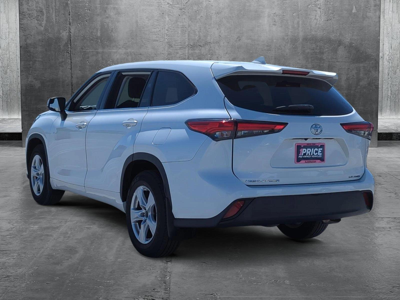 2020 Toyota Highlander Vehicle Photo in Ft. Myers, FL 33907