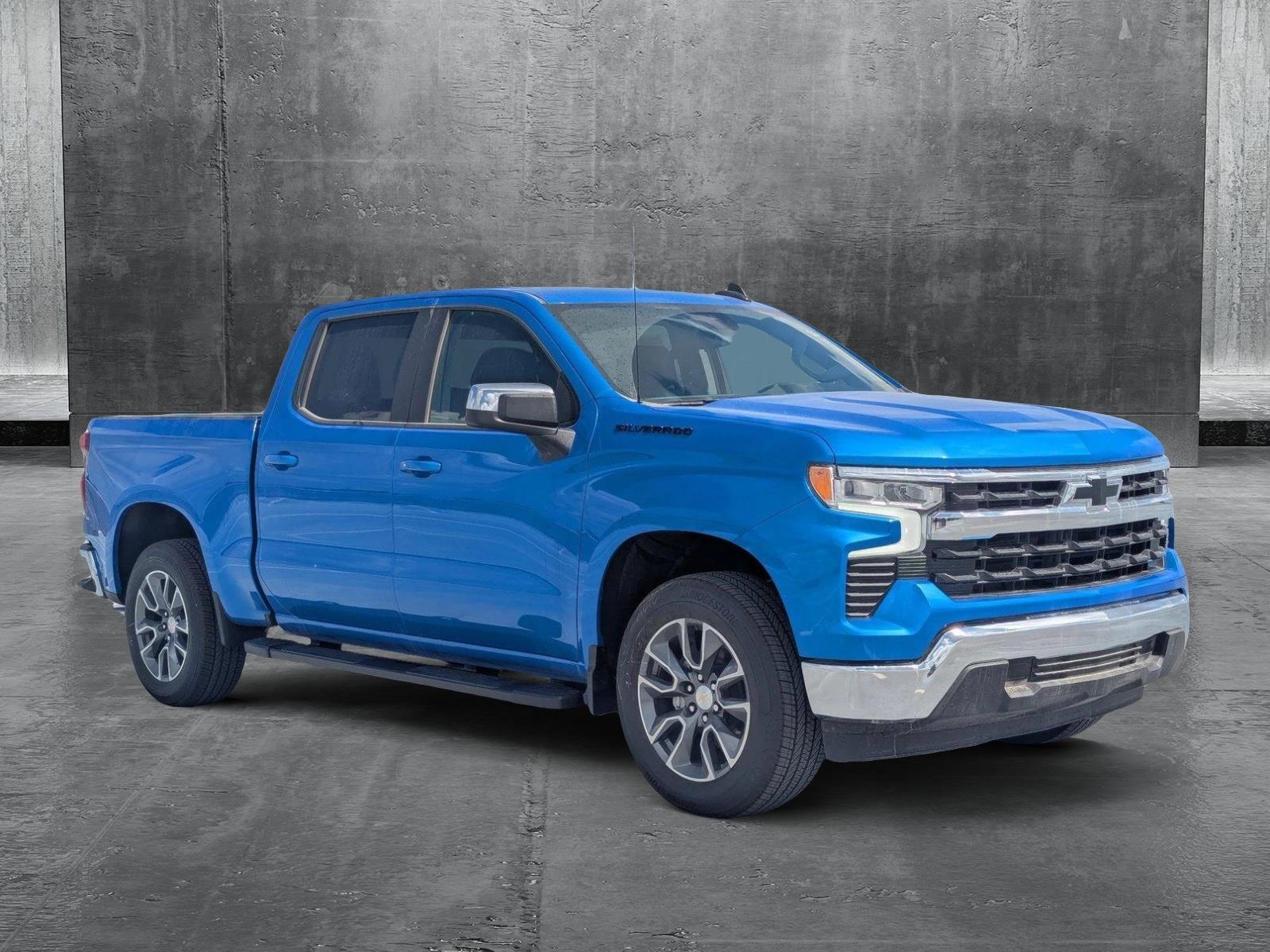 2025 Chevrolet Silverado 1500 Vehicle Photo in PEMBROKE PINES, FL 33024-6534