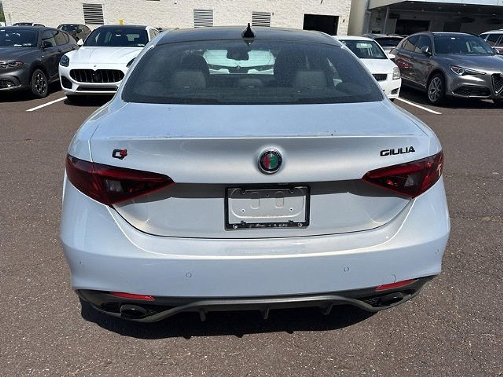 2021 Alfa Romeo Giulia Vehicle Photo in Willow Grove, PA 19090