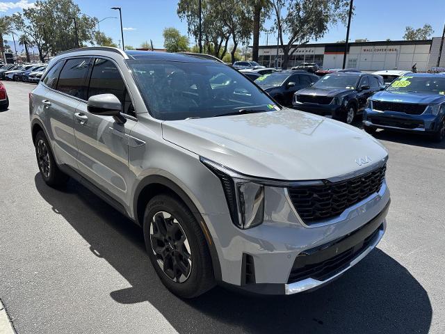 2025 Kia Sorento Vehicle Photo in Tucson, AZ 85712