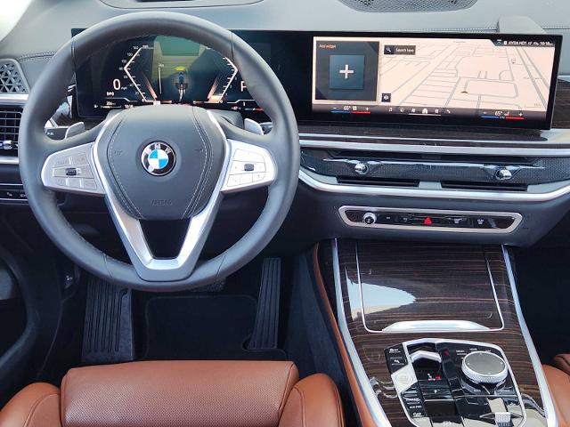 2025 BMW X7 xDrive40i Vehicle Photo in PLANO, TX 75024