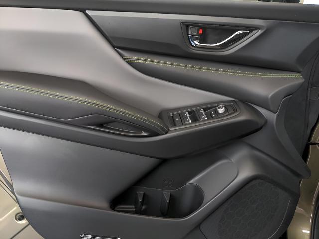 2025 Subaru Ascent Vehicle Photo in Green Bay, WI 54304