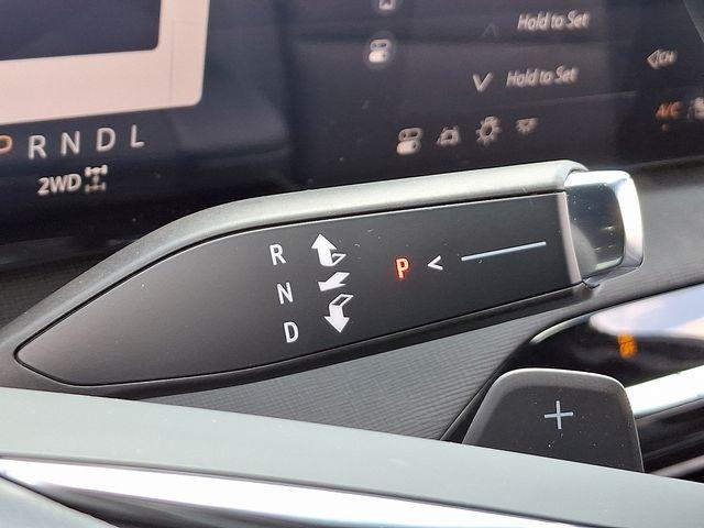 2025 Buick Enclave Vehicle Photo in DANBURY, CT 06810-5034