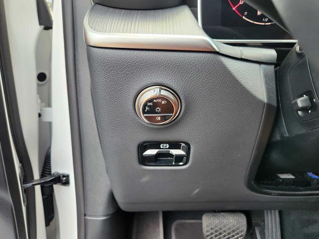 2025 Mercedes-Benz GLC Vehicle Photo in HOUSTON, TX 77079