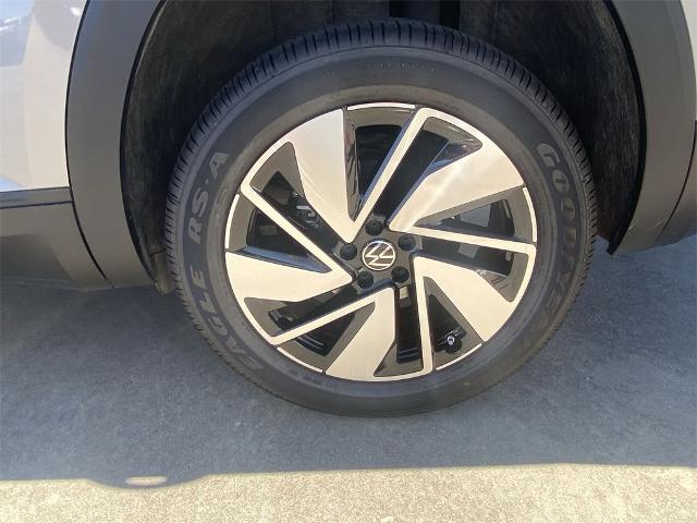 2024 Volkswagen Atlas Vehicle Photo in Greenville, TX 75402