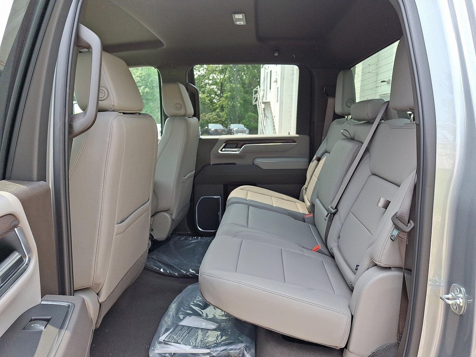 2025 GMC Sierra 2500 HD Vehicle Photo in HARRISBURG, PA 17111-1033