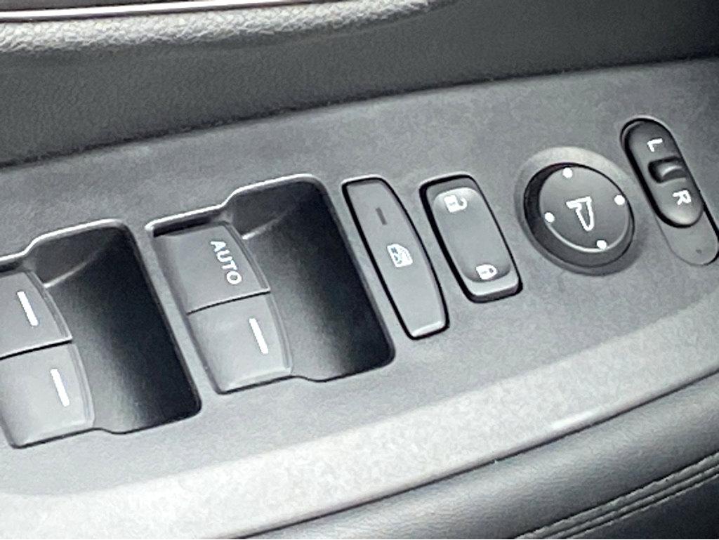2024 Honda HR-V Vehicle Photo in POOLER, GA 31322-3252