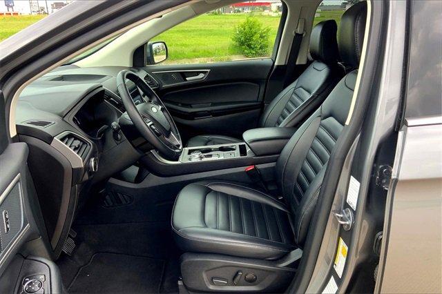 2024 Ford Edge Vehicle Photo in TOPEKA, KS 66609-0000