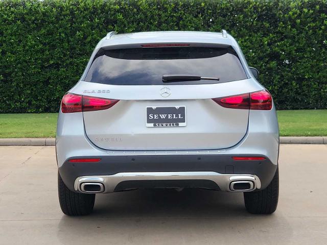 2025 Mercedes-Benz GLA Vehicle Photo in HOUSTON, TX 77079