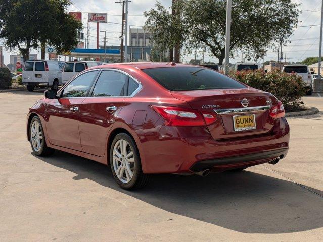 2017 Nissan Altima Vehicle Photo in San Antonio, TX 78209