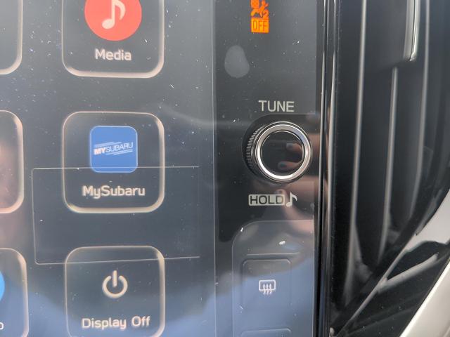 2025 Subaru Ascent Vehicle Photo in Green Bay, WI 54304