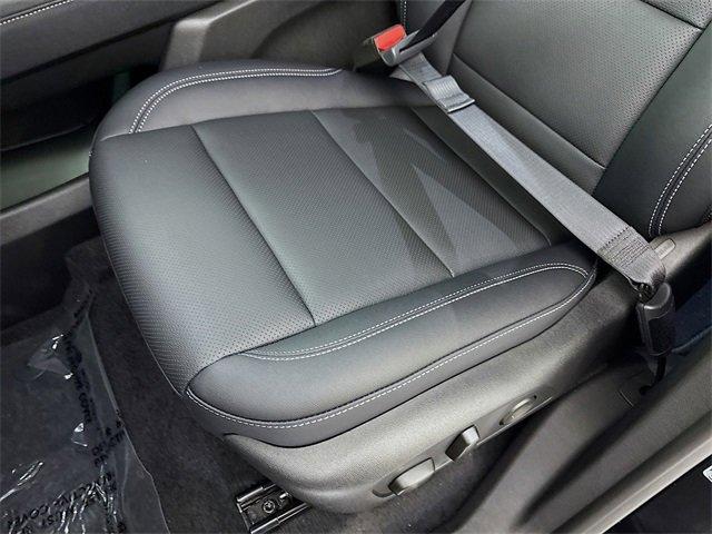 2025 Chevrolet Traverse Vehicle Photo in PUYALLUP, WA 98371-4149