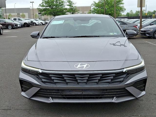 2025 Hyundai ELANTRA Vehicle Photo in Philadelphia, PA 19116