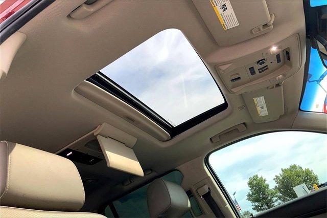 2018 Chevrolet Tahoe Vehicle Photo in KANSAS CITY, MO 64114-4502