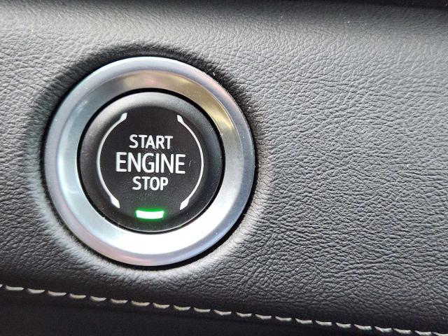 2022 Cadillac Escalade Vehicle Photo in DENTON, TX 76210-9321
