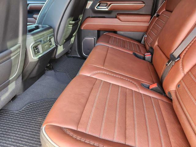2024 GMC Sierra 2500 HD Vehicle Photo in DENTON, TX 76210-9321