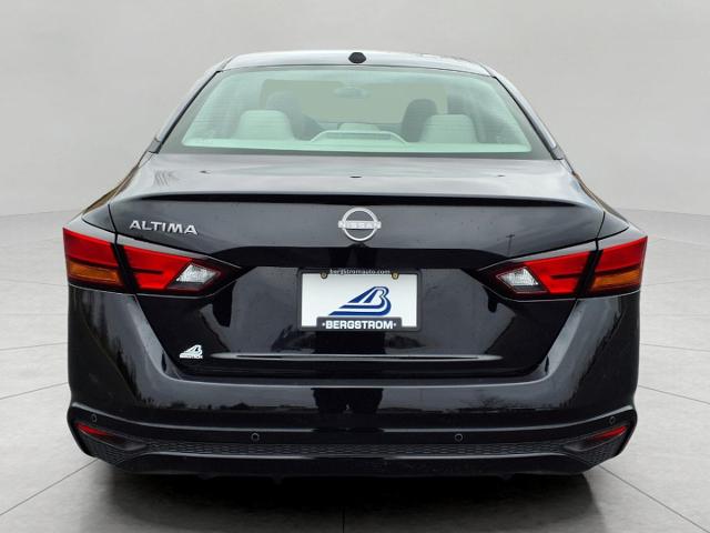 2025 Nissan Altima Vehicle Photo in Oshkosh, WI 54904