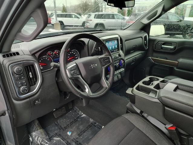 2021 Chevrolet Silverado 1500 Vehicle Photo in GREEN BAY, WI 54304-5303