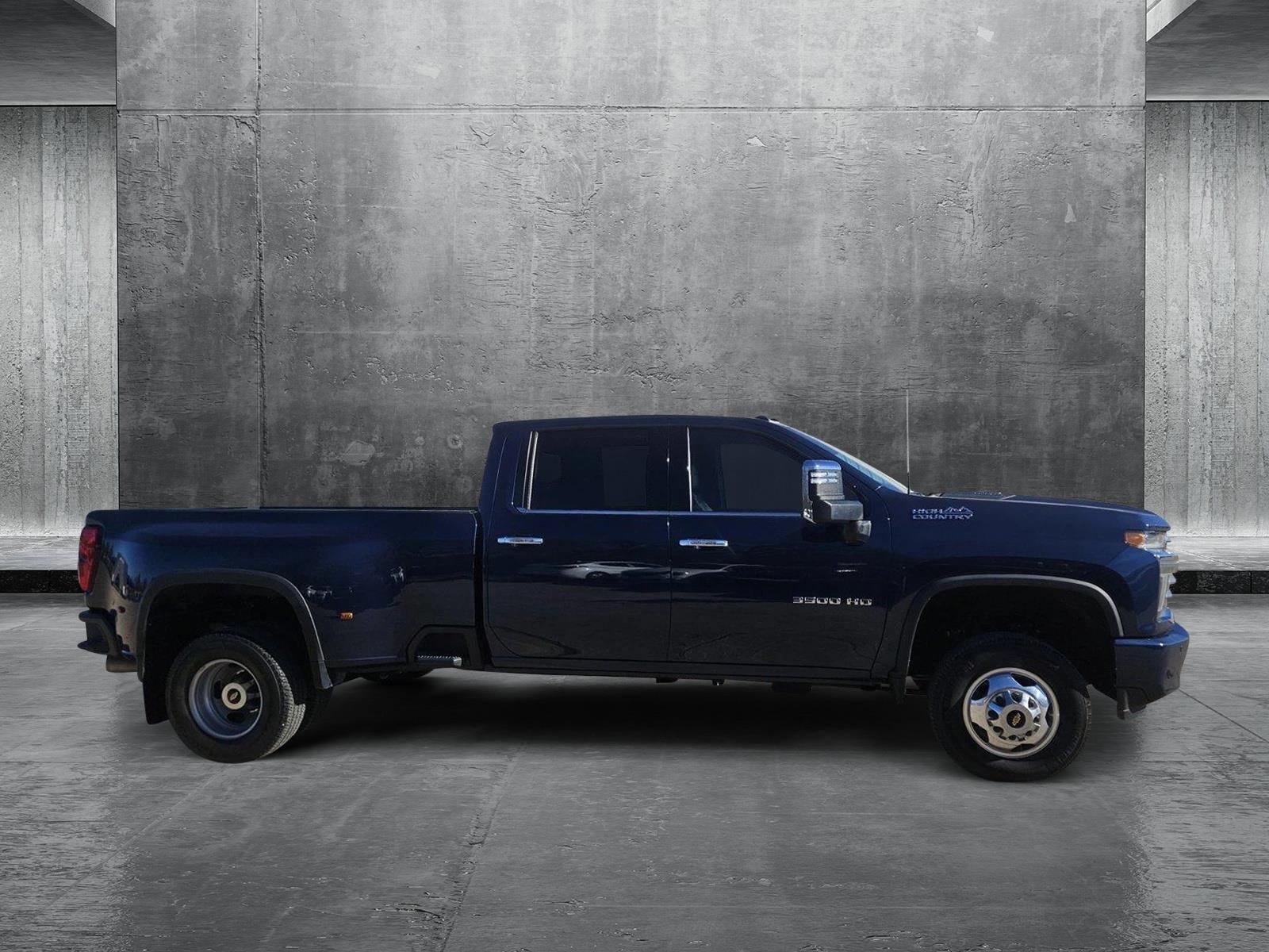 2022 Chevrolet Silverado 3500 HD Vehicle Photo in NORTH RICHLAND HILLS, TX 76180-7199