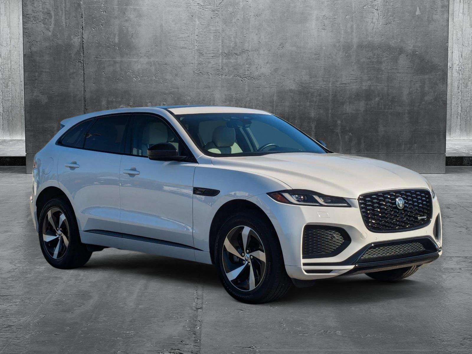 2024 Jaguar F-PACE Vehicle Photo in Sarasota, FL 34231