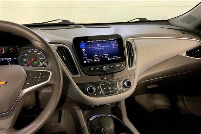 2022 Chevrolet Malibu Vehicle Photo in INDEPENDENCE, MO 64055-1314