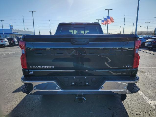 2024 Chevrolet Silverado 2500 HD Vehicle Photo in GREEN BAY, WI 54304-5303