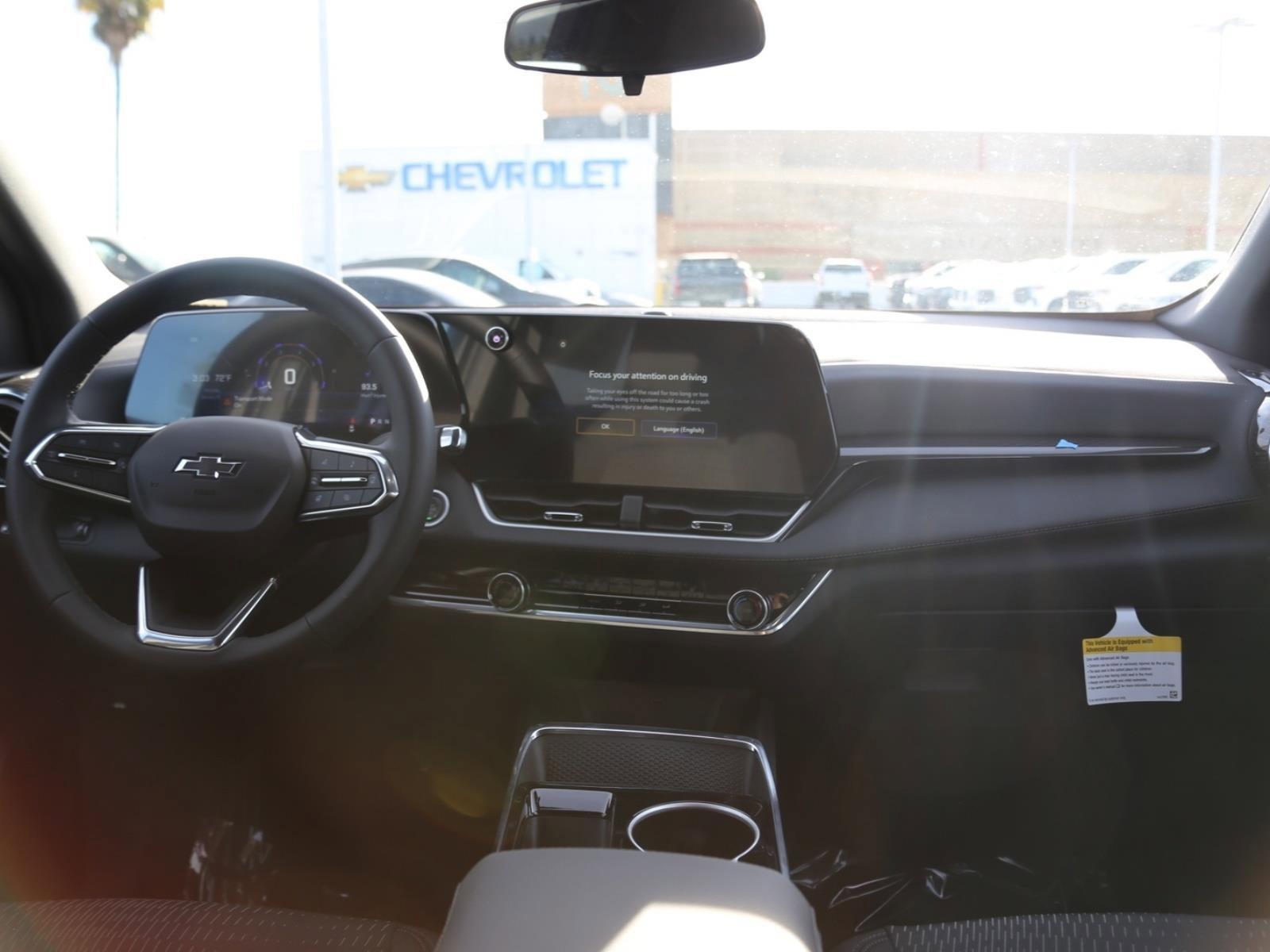 2025 Chevrolet Equinox Vehicle Photo in LOS ANGELES, CA 90007-3794