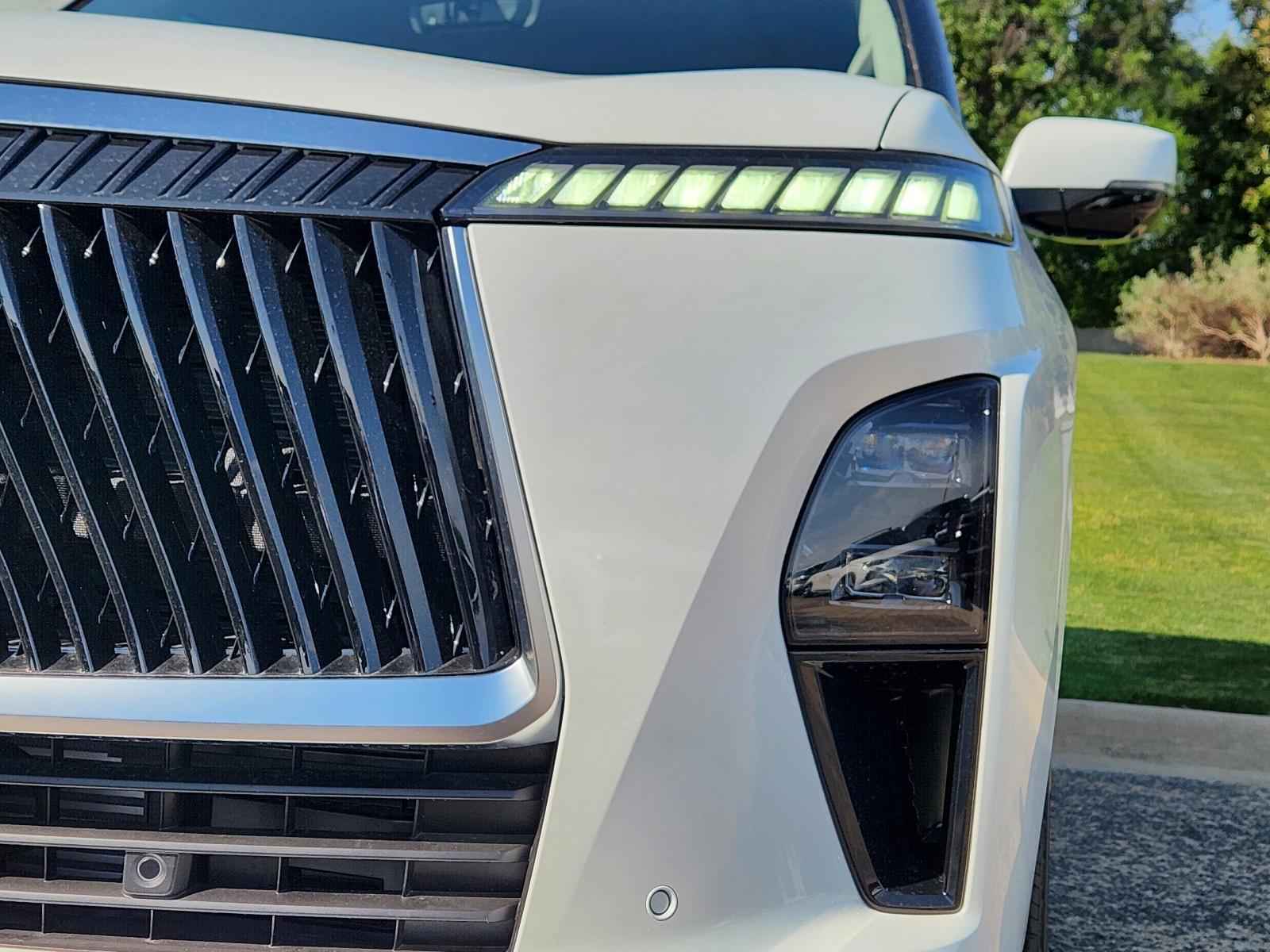 2025 INFINITI QX80 Vehicle Photo in Fort Worth, TX 76132