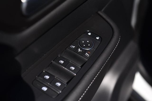 2025 Nissan Armada Vehicle Photo in Ballwin, MO 63011