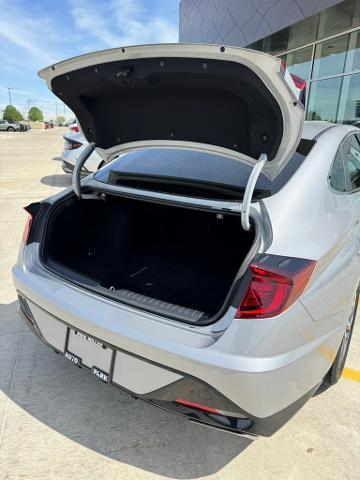 2023 Hyundai SONATA Vehicle Photo in Peoria, IL 61615