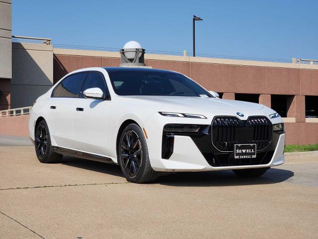 2024 BMW 740i xDrive Vehicle Photo in PLANO, TX 75024