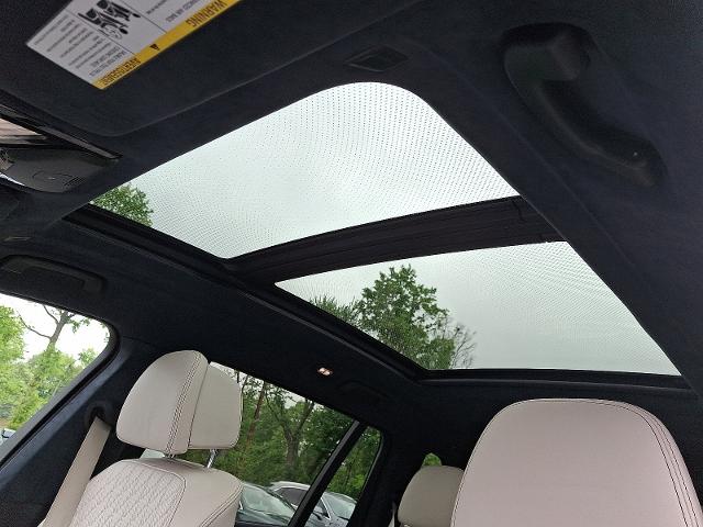 2022 BMW X7 Vehicle Photo in TREVOSE, PA 19053-4984