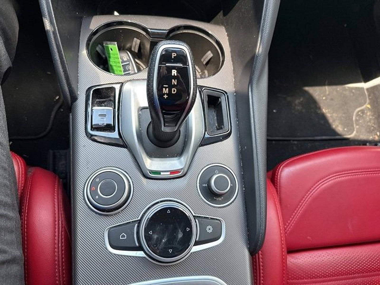 2022 Alfa Romeo Giulia Vehicle Photo in Willow Grove, PA 19090