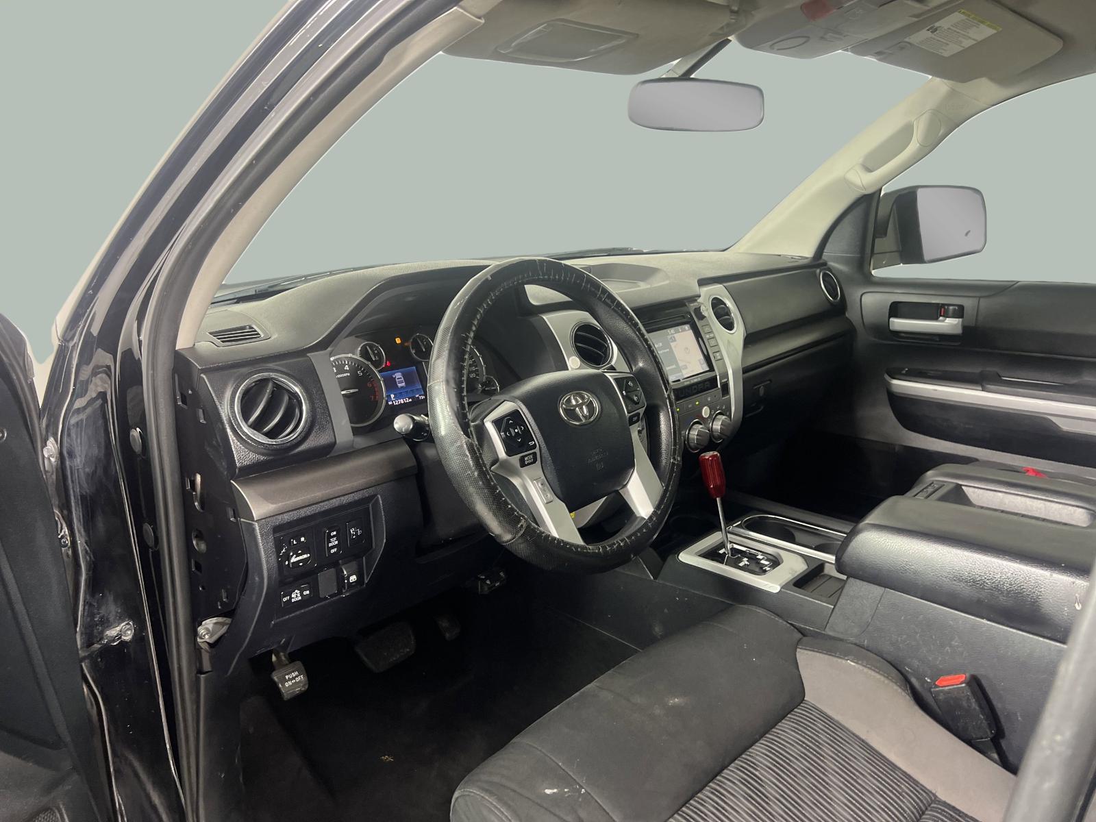 2017 Toyota Tundra 2WD Vehicle Photo in GEORGETOWN, TX 78626-7508