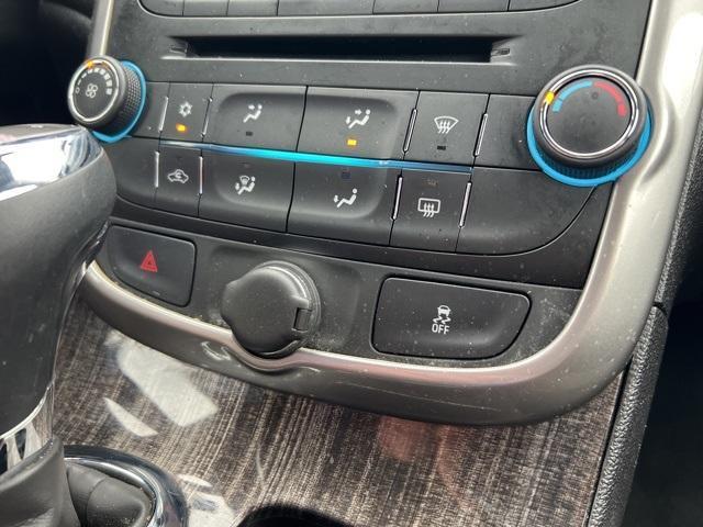 2015 Chevrolet Malibu Vehicle Photo in GREEN BAY, WI 54304-5303