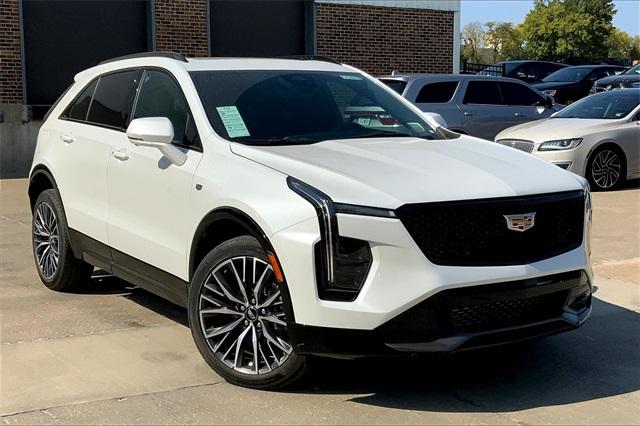 2025 Cadillac XT4 Vehicle Photo in KANSAS CITY, MO 64114-4545